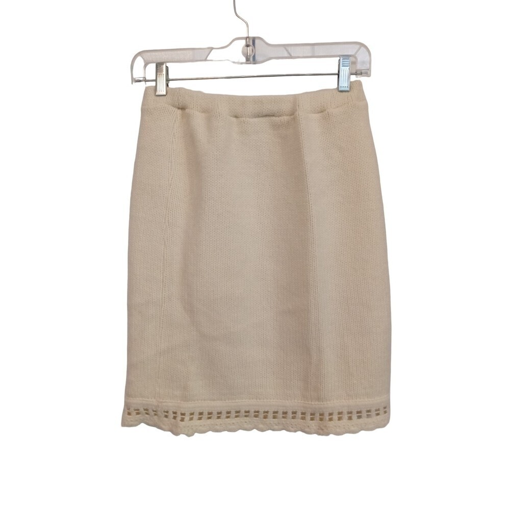 Beautiful‎ vintage inspired knit midi skirt